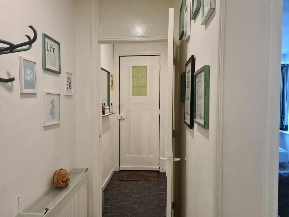 1 Bedroom 15 Min By Tram To Amsterdam Centre! Экстерьер фото
